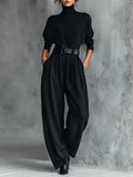 Doris – Conjunto Negro de Dos Piezas con Cuello Alto