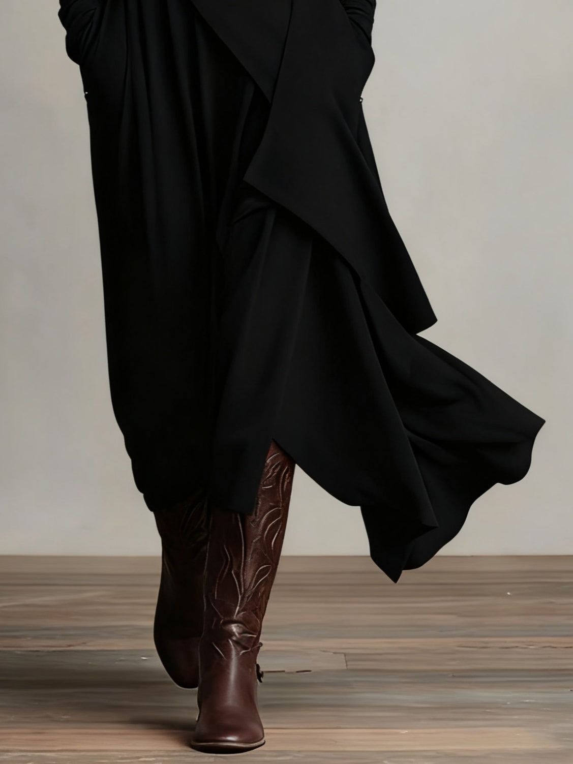 Giorgia – Vestido Maxi Plisado Asimétrico