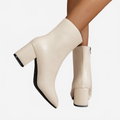 VILLAGE | TACONES DE CUERO
